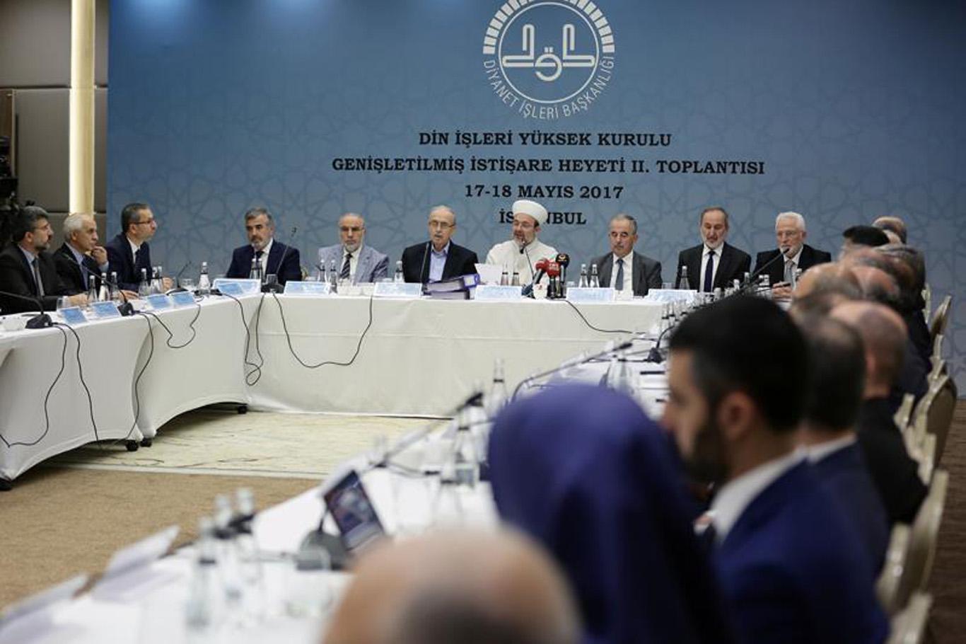 Görmez: Kutlu Doğum Haftası bir sîret haftasına dönüştürülmeli Görmez: Kutlu Doğum Haftası bir sîret haftasına dönüştürülmeli